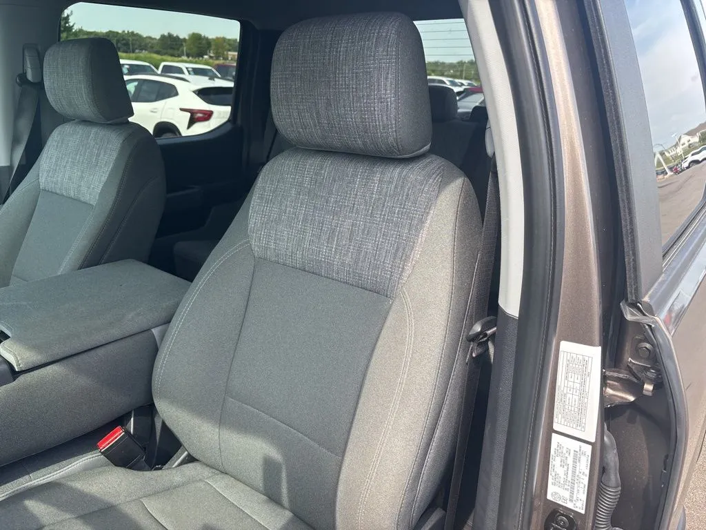 2022 Ford F-150 XLT - Photo 11
