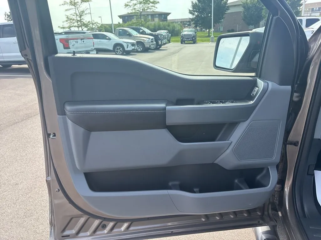 2022 Ford F-150 XLT - Photo 15
