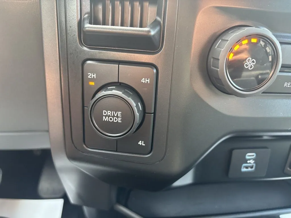 2022 Ford F-150 XLT - Photo 29