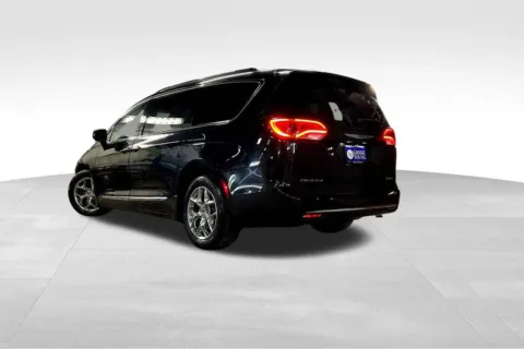More photos of 2018 Chrysler Pacifica Limited at Gregg Young Chevrolet Marshalltown, IA