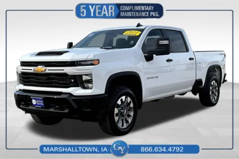 White 2024 Chevrolet Silverado 2500HD Custom for sale in Marshalltown, IA