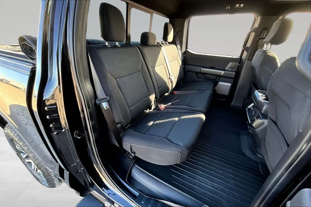 2023 Ford F-150 XLT - Photo 24