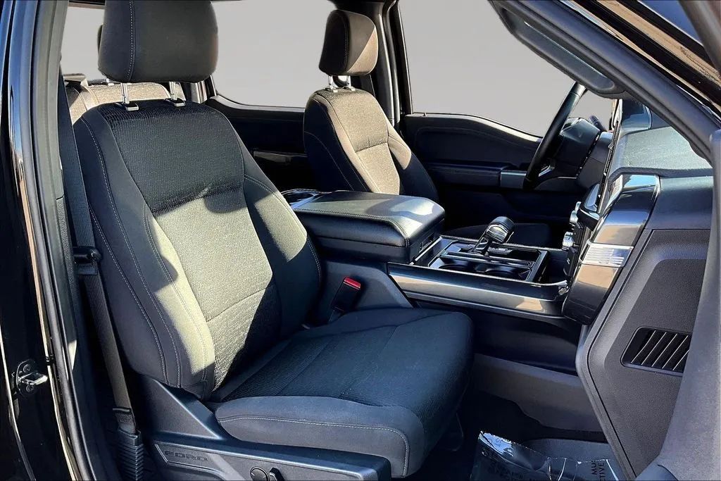 2023 Ford F-150 XLT - Photo 28