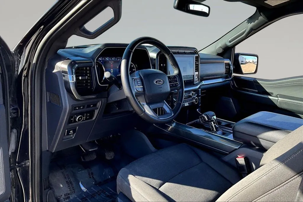 2023 Ford F-150 XLT - Photo 16