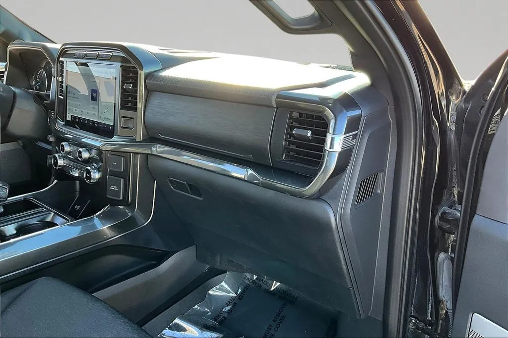 2023 Ford F-150 XLT - Photo 25