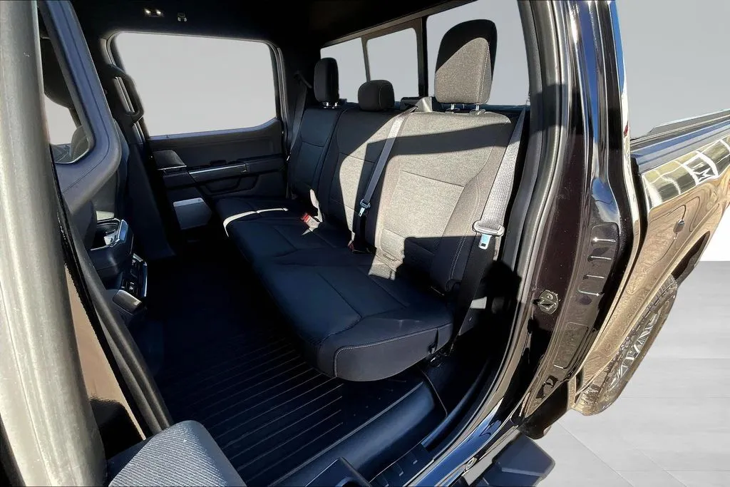 2023 Ford F-150 XLT - Photo 21