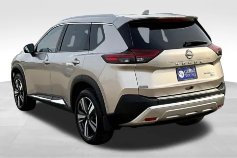 More photos of 2022 Nissan Rogue Platinum at Gregg Young Chevrolet Marshalltown, IA