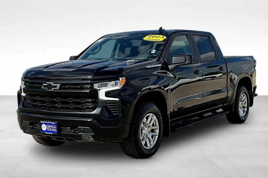 Black 2023 Chevrolet Silverado 1500 RST for sale in Marshalltown, IA