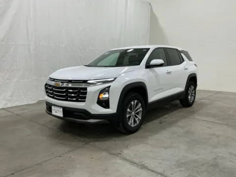 White 2025 Chevrolet Equinox LT for sale in Marshalltown, IA