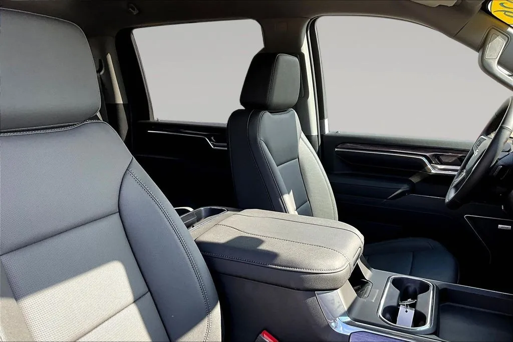 2026 Chevrolet Silverado 2500 HD LTZ - Photo 11
