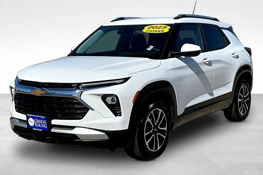 2025 Chevrolet Trailblazer LT's photo