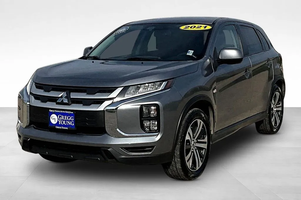 2021 Mitsubishi Outlander Sport 2.0 ES AWC CVT's photo