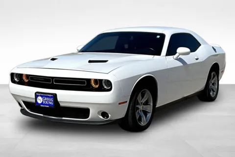 White 2021 Dodge Challenger SXT for sale in Marshalltown, IA
