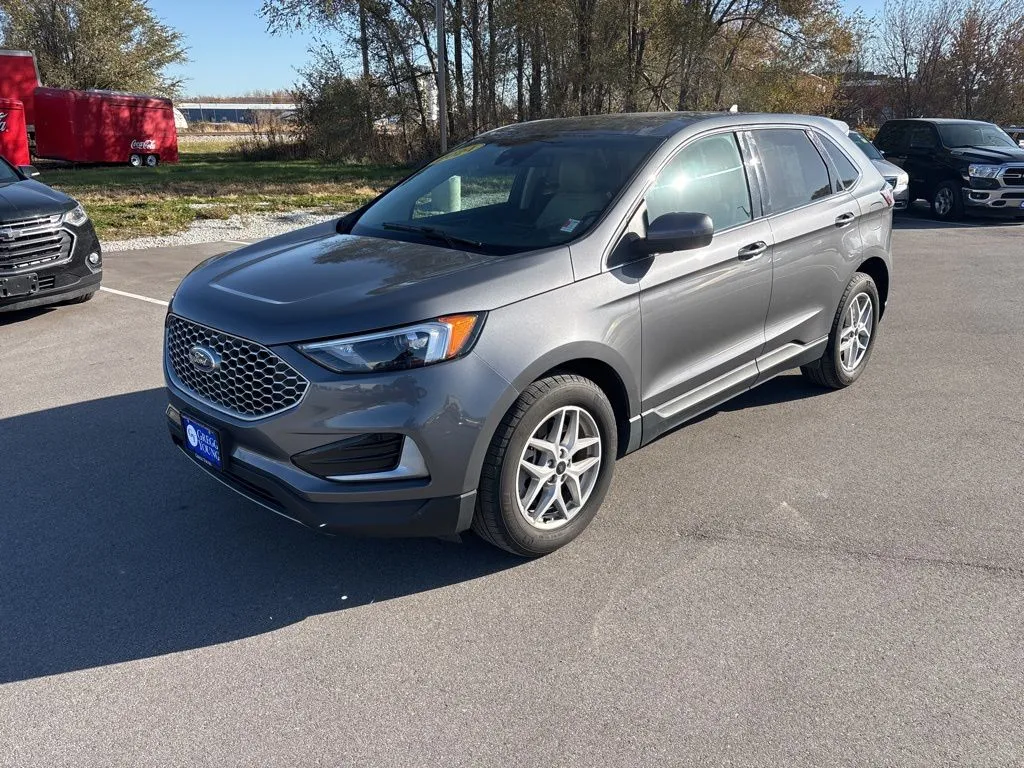 Gray 2024 Ford Edge SEL for sale in Marshalltown, IA