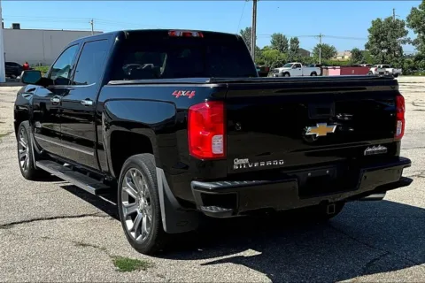 Another view of 2018 Chevrolet Silverado 1500 High Country for sale in Marshalltown, IA at Gregg Young Chevrolet Marshalltown