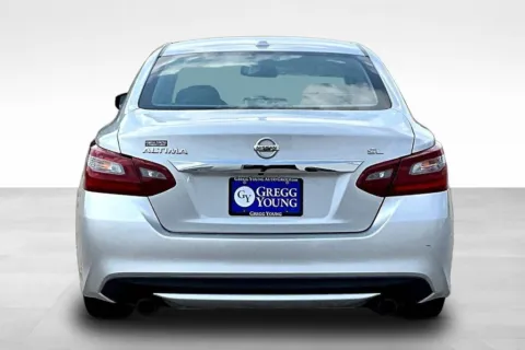 More photos of 2018 Nissan Altima 2.5 SL at Gregg Young Chevrolet Marshalltown, IA
