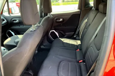 More photos of 2018 Jeep Renegade Latitude at Gregg Young Chevrolet Marshalltown, IA