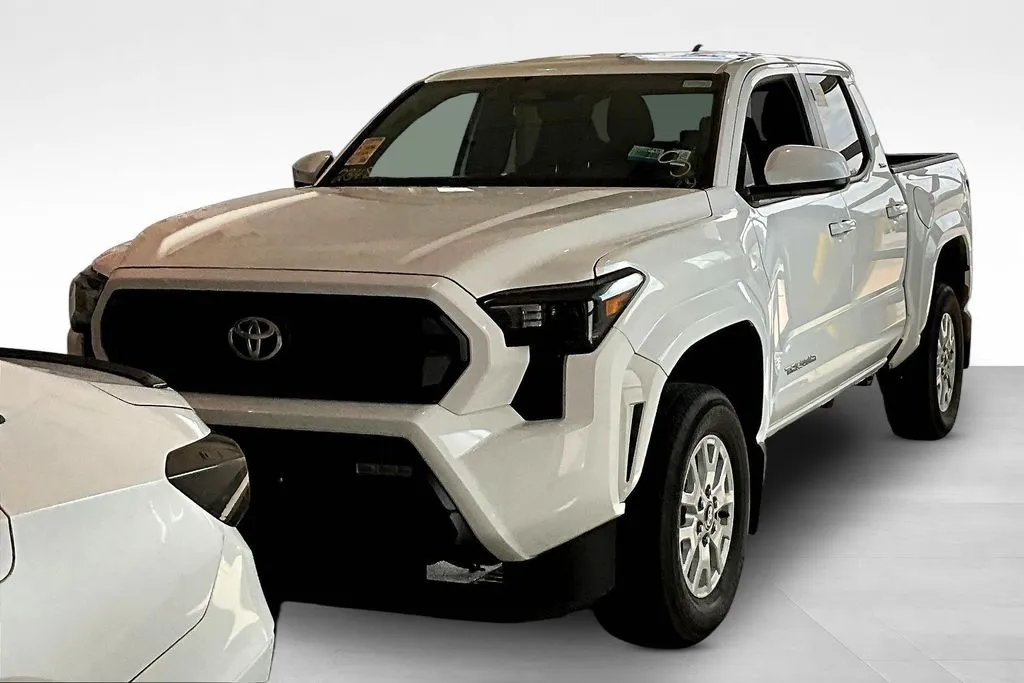 White 2025 Toyota Tacoma SR5 for sale in Marshalltown, IA