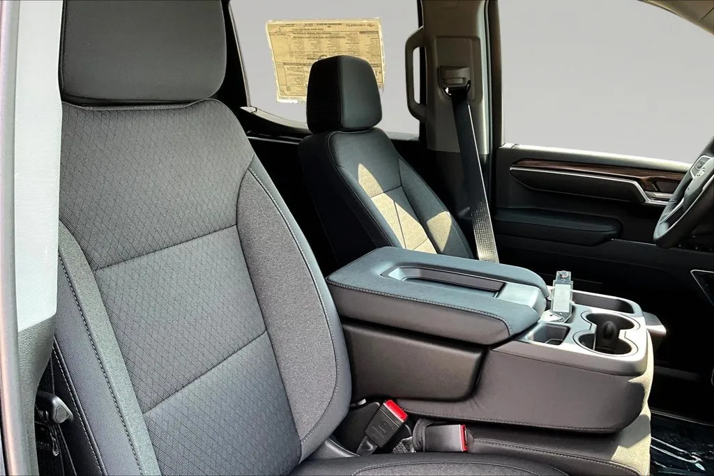 2026 Chevrolet Silverado 1500 LT - Photo 11