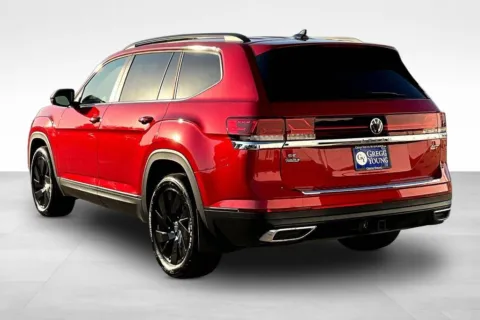 More photos of 2025 Volkswagen Atlas 2.0T SE w/Technology at Gregg Young Chevrolet Marshalltown, IA