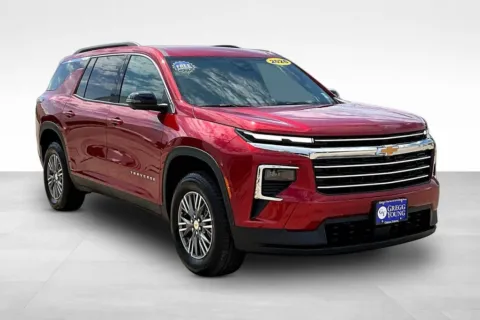 Photos of 2026 Chevrolet Traverse LT for sale in Marshalltown, IA at Gregg Young Chevrolet Marshalltown