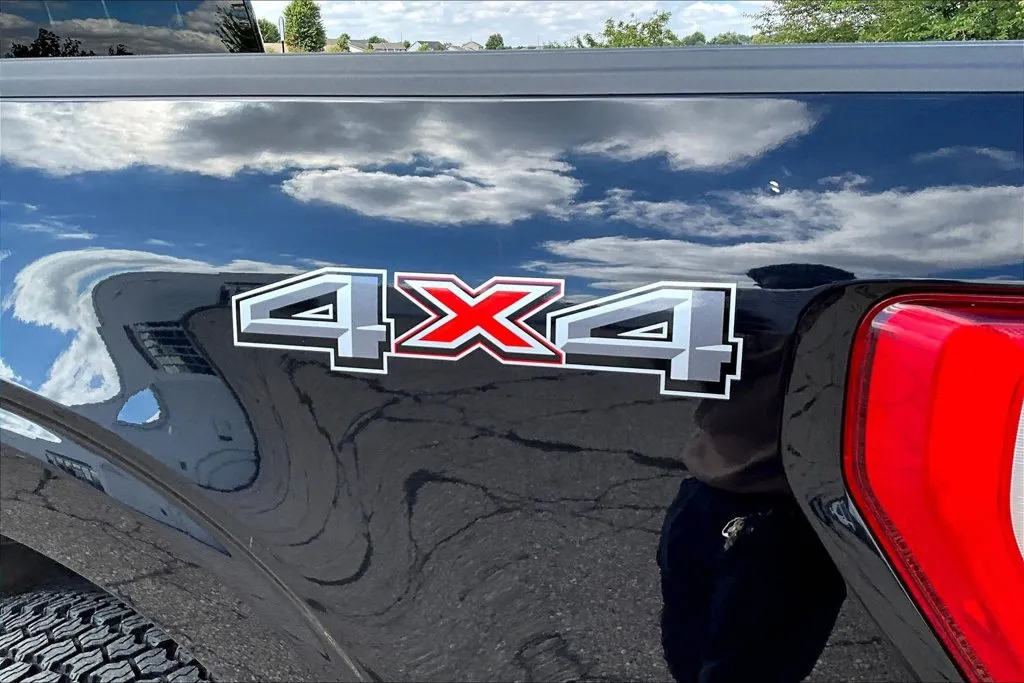 2023 Ford F-150 XLT - Photo 25