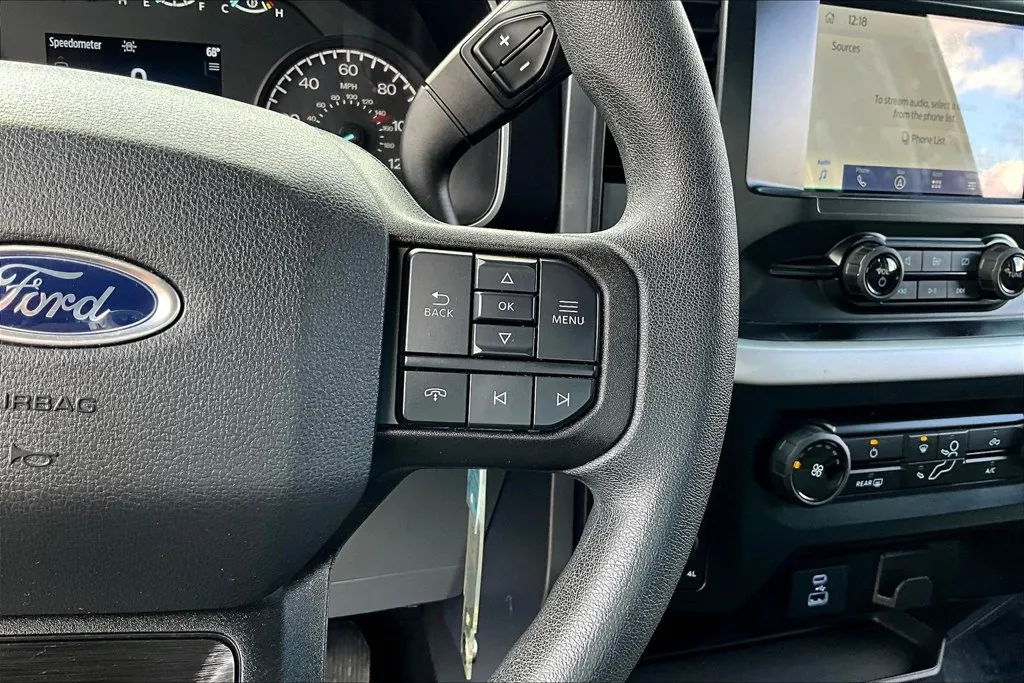 2023 Ford F-150 XLT - Photo 13