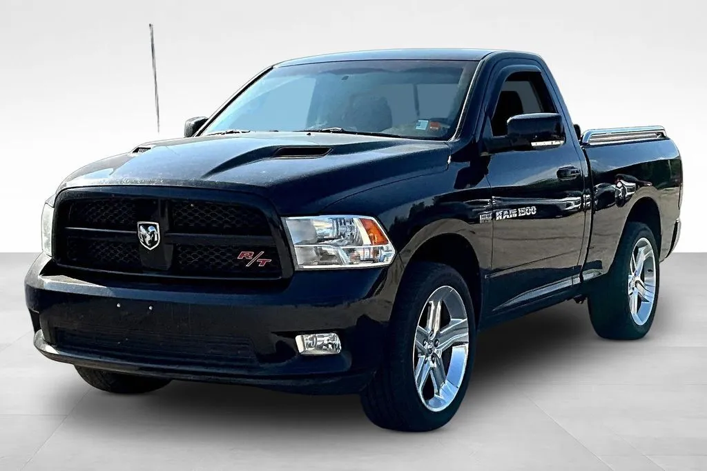Black 2012 Ram 1500 R/T for sale in Marshalltown, IA