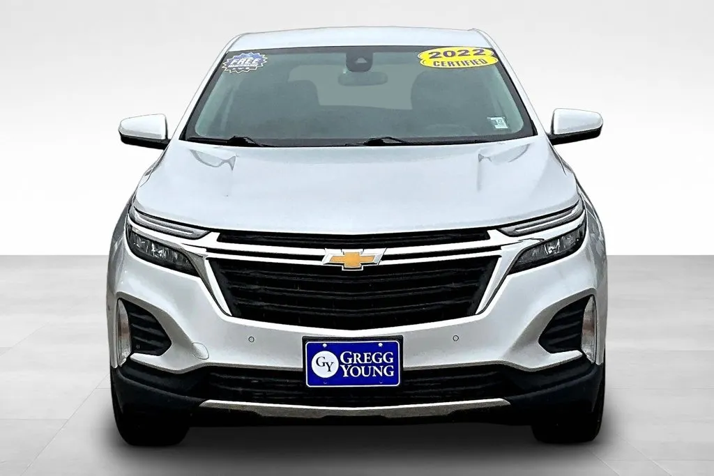 Used 2022 Chevrolet Equinox 2FL with VIN 2GNAXTEV0N6121543 for sale in Marshalltown, IA