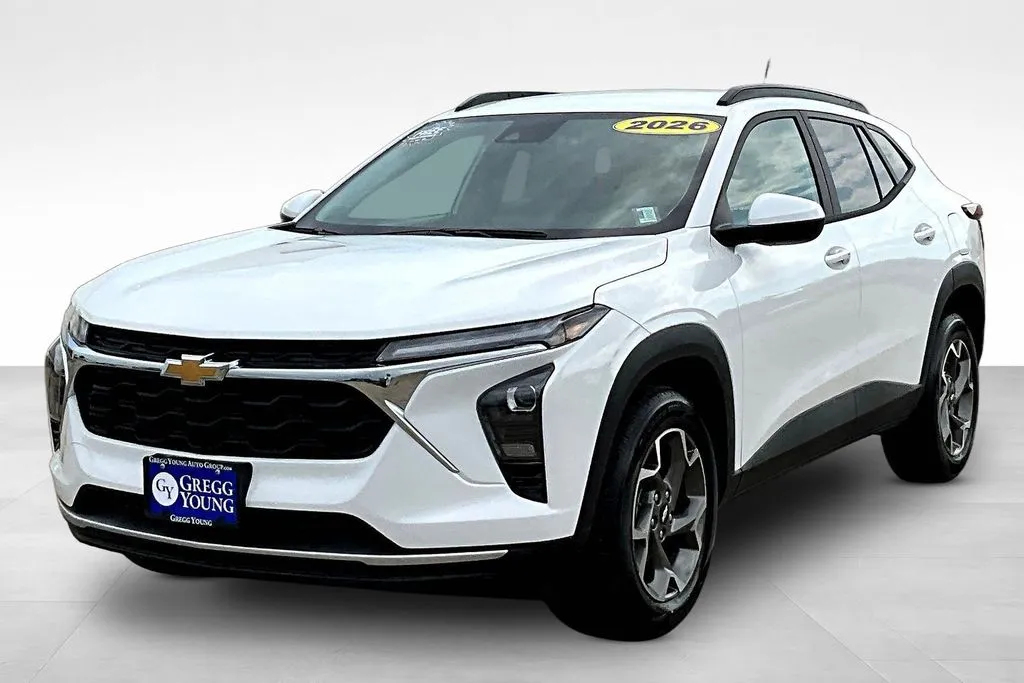 White 2026 Chevrolet Trax LT for sale in Marshalltown, IA
