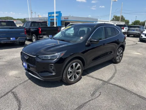 Unknown 2024 Ford Escape Platinum for sale in Marshalltown, IA