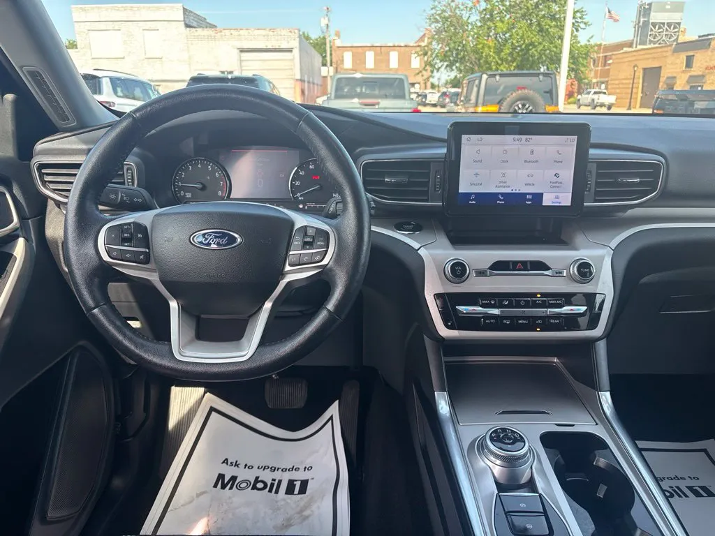 2023 Ford Explorer XLT - Photo 31