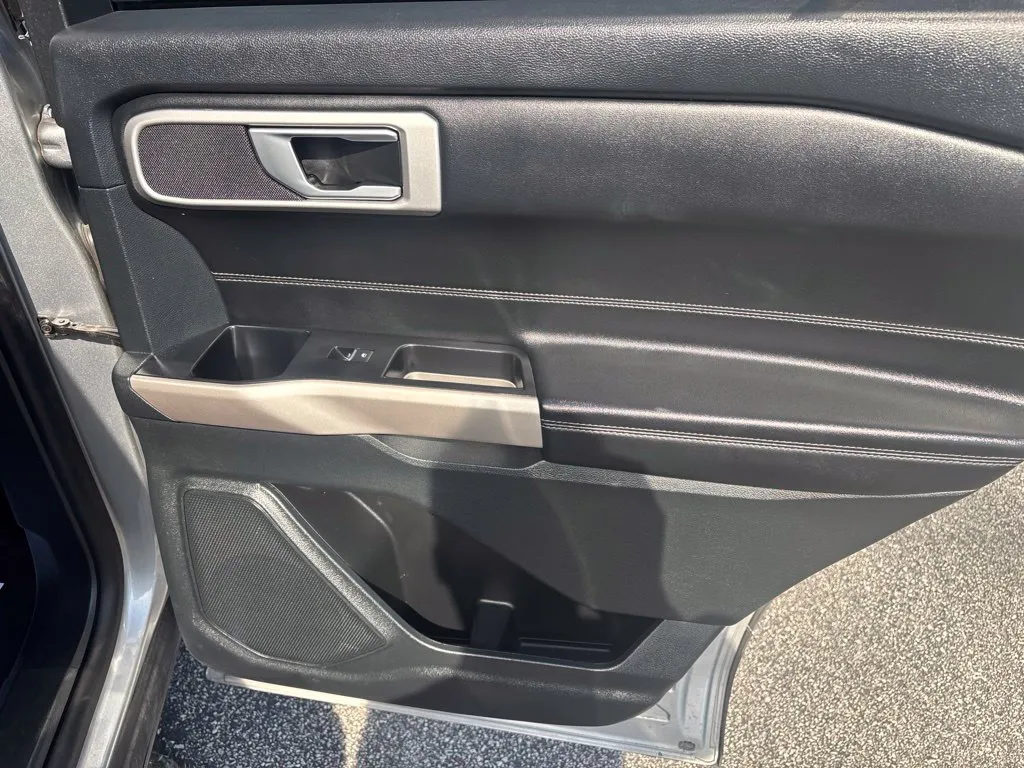 2023 Ford Explorer XLT - Photo 40