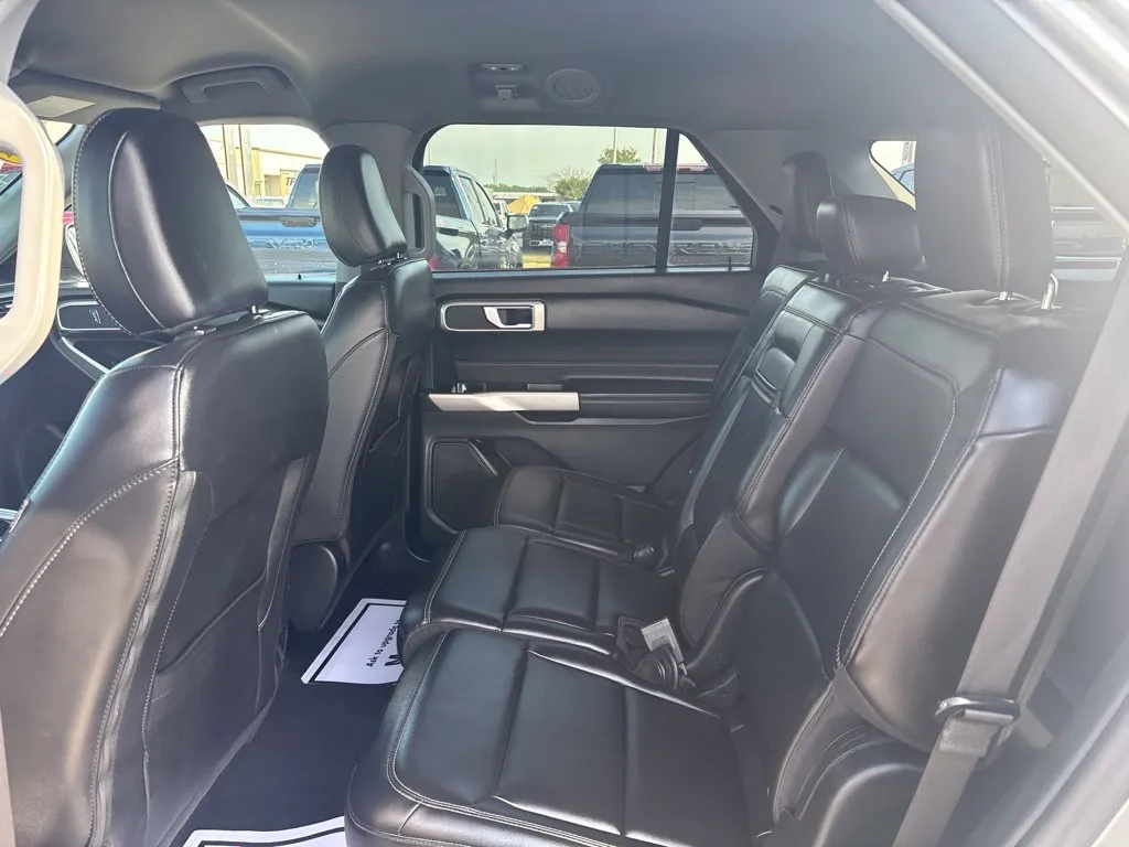 2023 Ford Explorer XLT - Photo 32