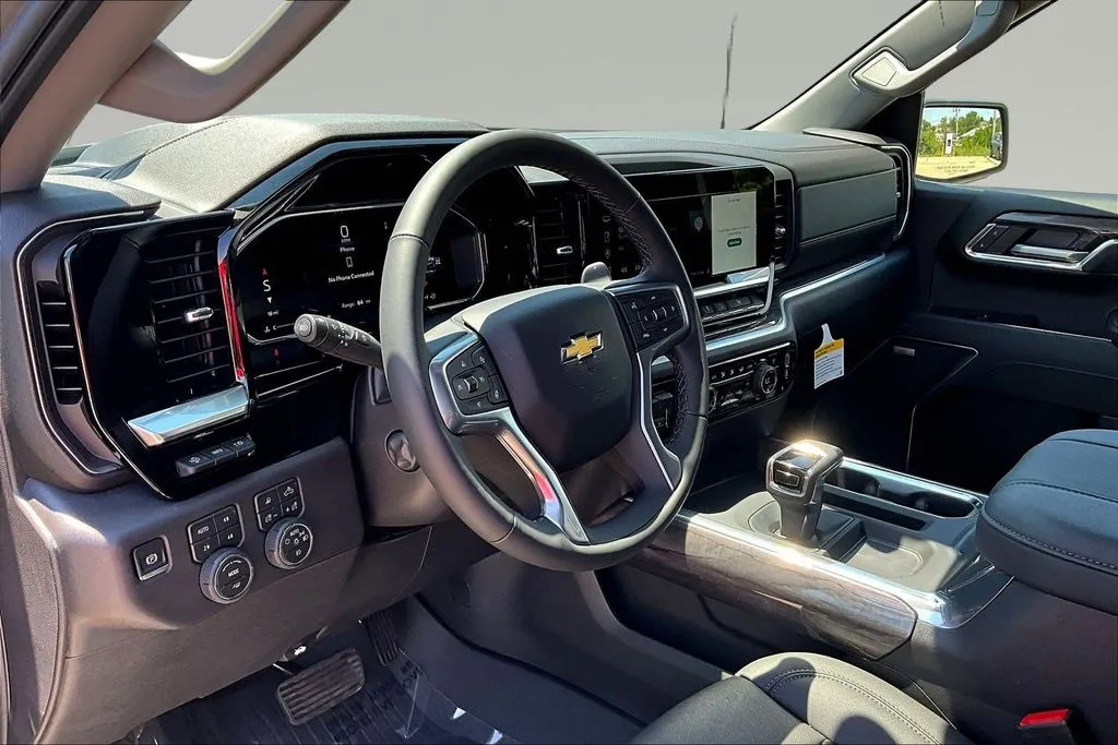 2026 Chevrolet Silverado 1500 LTZ - Photo 7