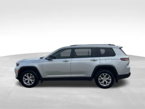 Another view of 2021 Jeep Grand Cherokee L Limited for sale in Marshalltown, IA at Gregg Young Chevrolet Marshalltown