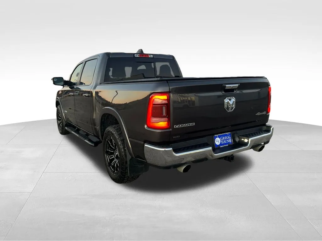 2019 Ram 1500 Laramie photo 2