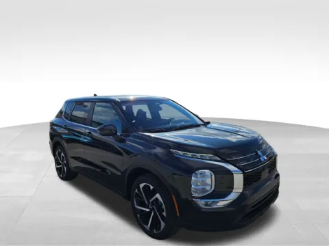 Another view of 2024 Mitsubishi Outlander SE for sale in Plattsmouth, NE at Gregg Young of Plattsmouth