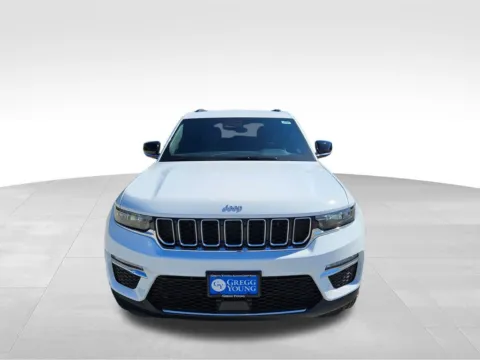 Photos of 2025 Jeep Grand Cherokee Limited for sale in Plattsmouth, NE at Gregg Young of Plattsmouth