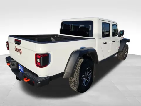 More photos of 2025 Jeep Gladiator Mojave at Gregg Young of Plattsmouth, NE