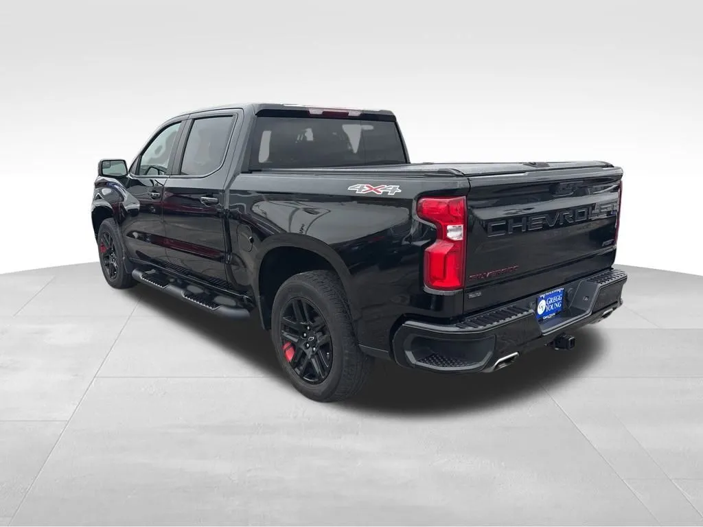 2023 Chevrolet Silverado 1500 RST Redline Edition photo 2