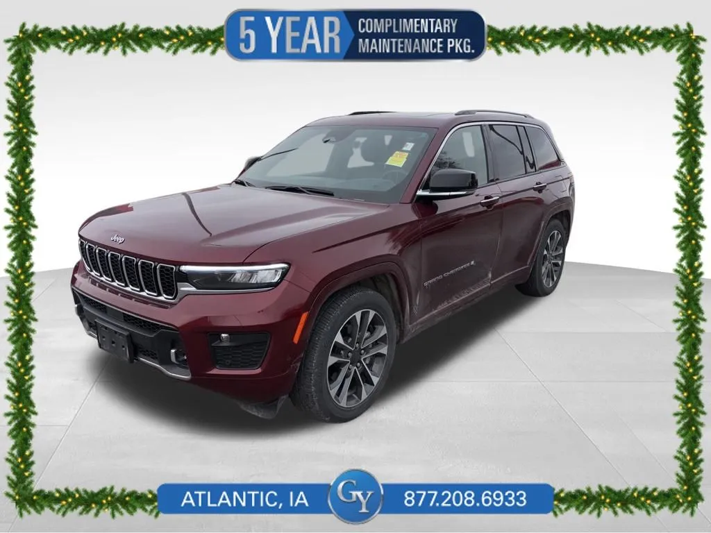 2023 Jeep Grand Cherokee Overland's photo