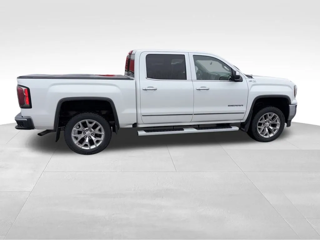 2016 Gmc Sierra 1500 SLT photo 3
