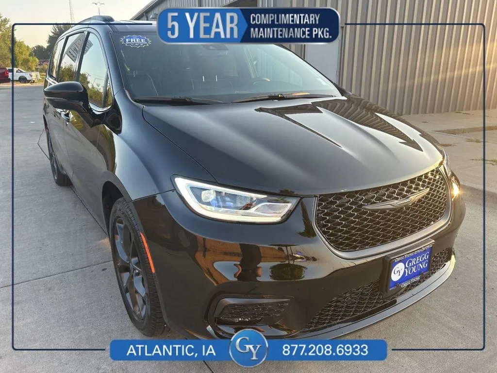 Black 2026 Chrysler Pacifica Limited for sale in Atlantic, IA