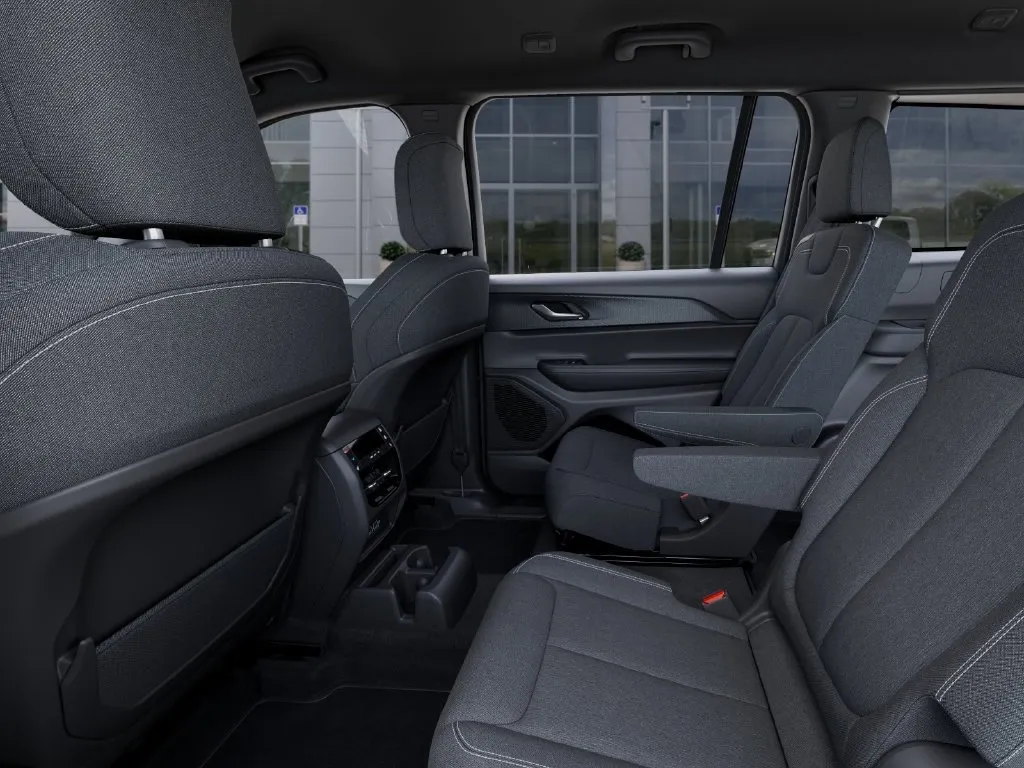 2026 Jeep Grand Cherokee L Laredo - Photo 25