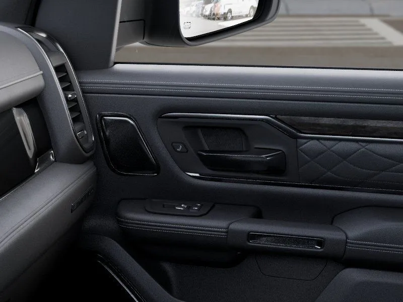 2026 RAM 1500 Limited - Photo 25