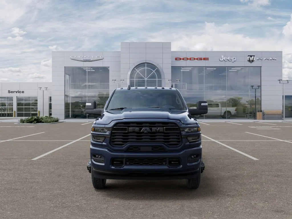 2026 RAM 3500 Big Horn - Photo 6