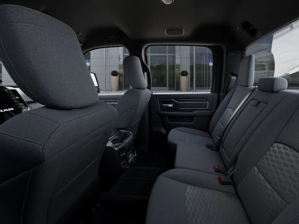 2026 RAM 3500 Big Horn - Photo 23