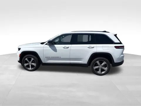 Another view of 2023 Jeep Grand Cherokee Limited for sale in Atlantic, IA at Gregg Young Chrysler Dodge Jeep Ram of Atlantic