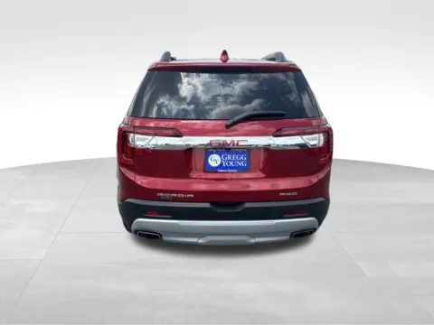 More photos of 2023 GMC Acadia SLT at Gregg Young Chrysler Dodge Jeep Ram of Atlantic, IA